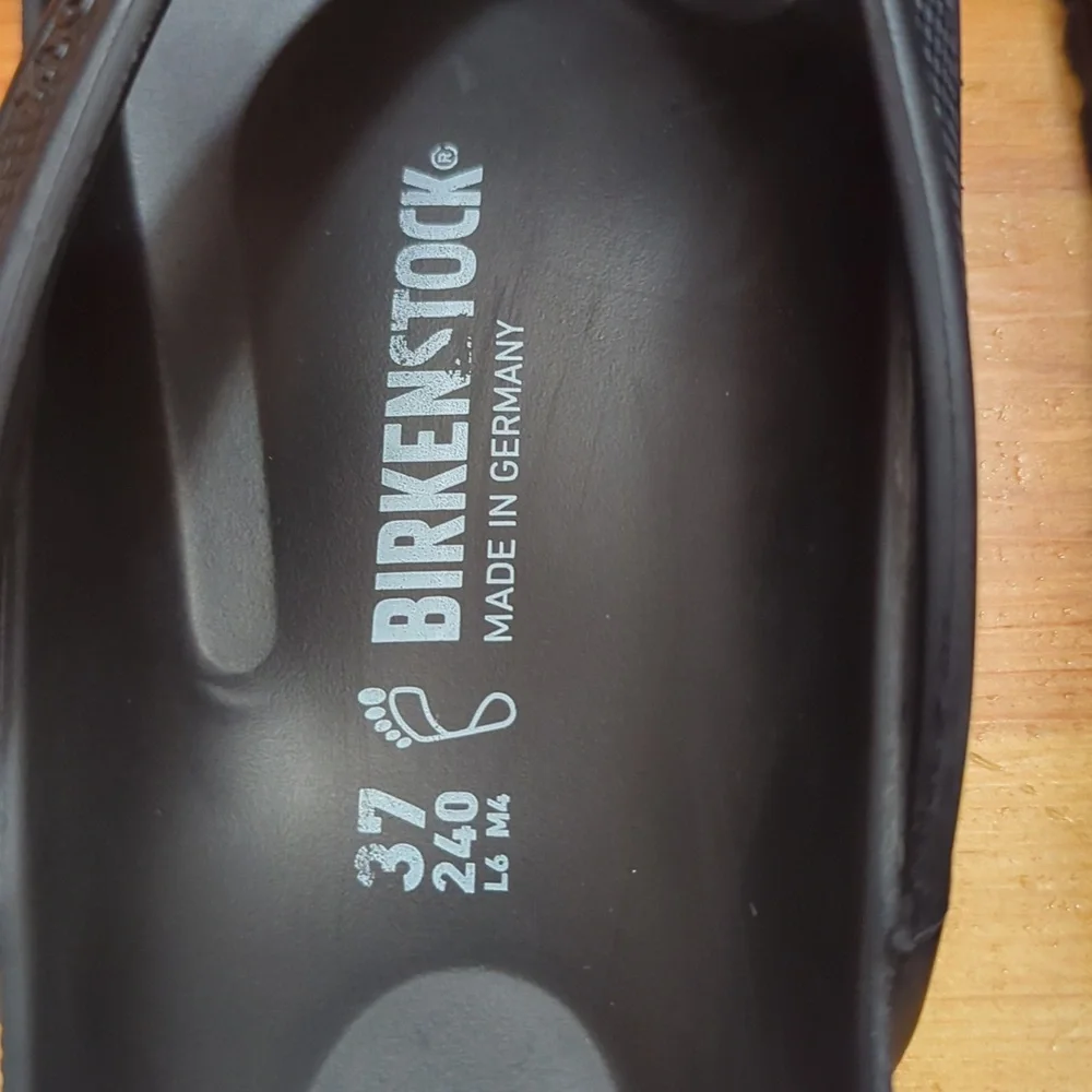 Birkenstock Black Flip-Flops - Picture 3 of 10
